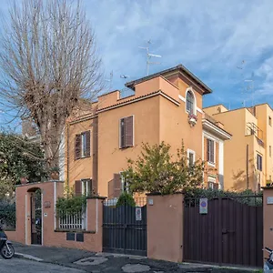 A Vinicius Et Mita Bed & Breakfast Rome